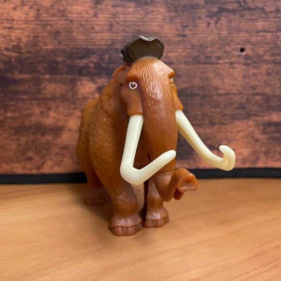 Ice Age: Dawn of the Dinosaurs 2009 Manny McDonalds Toy Working (SKU: 88TO) - Picture 1 of 7